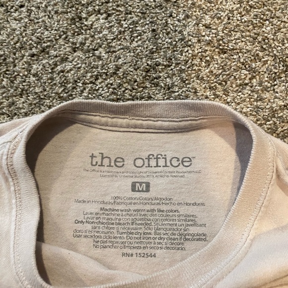 The office Dwight Tee - Picture 2 of 2